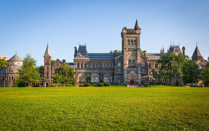 Best reasons to study in Canada in 2023